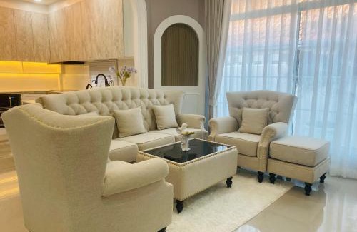 Nong Prue Villa | Huang Su Villa 3 皇宿3号泳池别墅