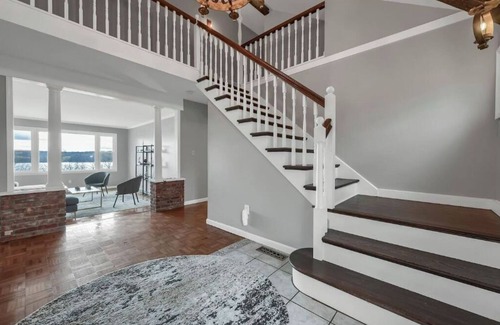 Mount Marion House | Hudson River views with pool and hot tub