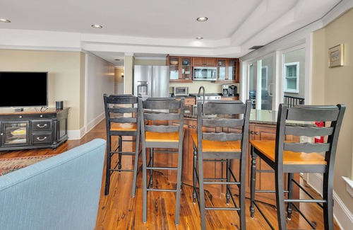 Saint Simons Island House | Huge Ocean Front Home with Multi Levels for Large Groups or Families