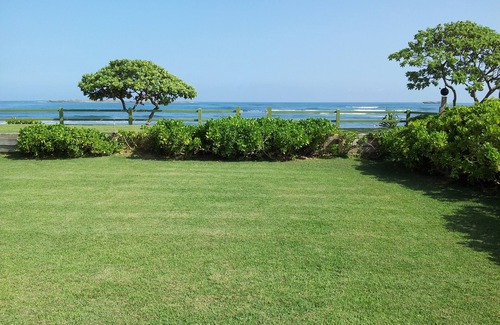 Laie House | HUKILAU BEACH HOUSE Contact me for Available dates