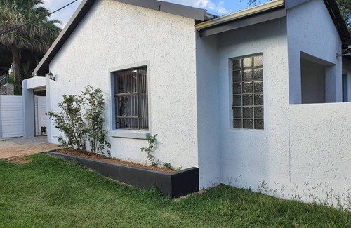 Greater Johannesburg Metropolitan Area House | Huleti Mah Made with Luxury