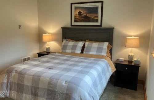 Oak Harbor House | Hunter's Haven