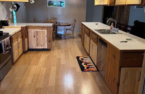 Lawrenceville Other | Hunters, Skiers, Snow Sledders, Look No Further! Spacious, Cozy, Great Wifi!