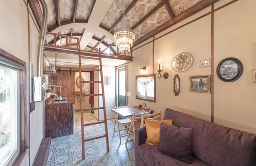 Huntington Beach House | Huntington Beach Tiny Home Near Ocean