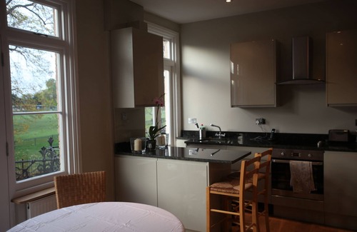 Parsons Green and Walham Apartment | Hurlingham-warm Spacious Newly Refurbished 1 Bed Flat - Sleeps 2-4