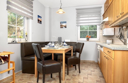 Kaltenhof House | Hus an Diek - Cozy holiday home in a quiet location.