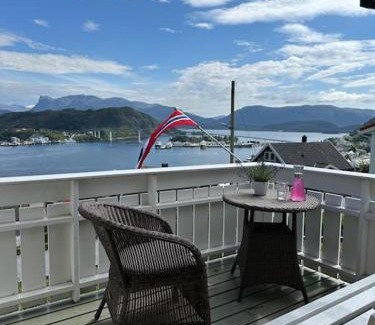 Maloy House | Hus med panorama utsikt