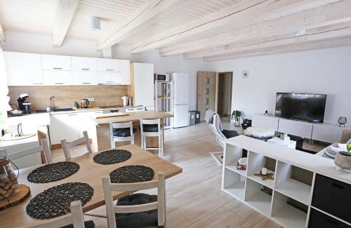 Libice nad Cidlinou House | Husovka No135