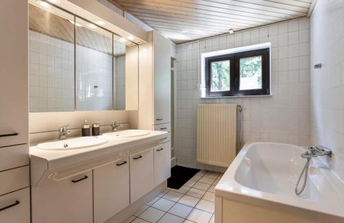 Houthalen-Helchteren House | Huswell - Holiday home in the greenery of Limburg