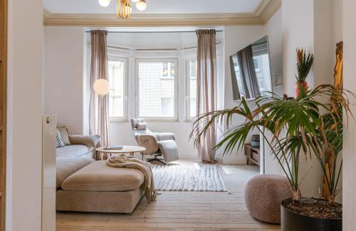 Ostend City Centre Villa | Huswell - Relaxing Holiday Home with Private Sauna