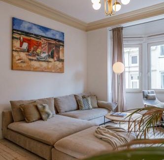 Ostend City Centre Villa | Huswell - Relaxing Holiday Home with Private Sauna