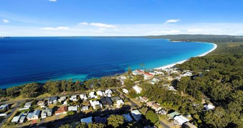 Hyams Beach House | Hyams Drift by Latitude South Coast