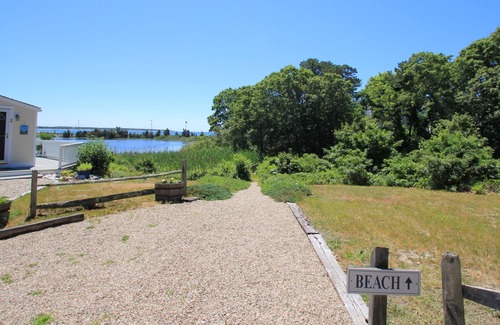 Hyannis Port House | Hyannis Port 2BR Cottage w/King Bed. Ocean Views & Access to 3 Ocean Beaches!