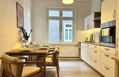 Goslar Old Town Apartment | HyggeLiving | up to 6 pers. | 79 m² | 55`TV | NEW*