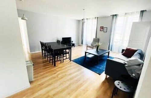 La Madeleine Apartment | Hypercentre Luxueux T5 110m2 Parking Fermé