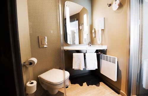 Suchy Las Hotel | ibis Poznan Polnoc