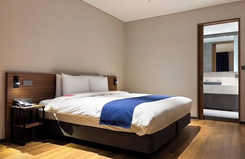 Ingye-dong Hotel | ibis Suwon Ambassador