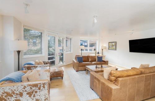 Telluride Apartment | Ice House 317 condo