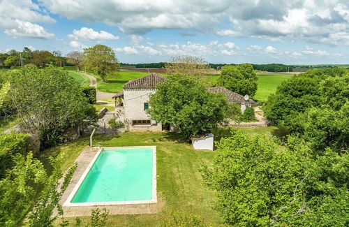 Saux Apartment | Idéal Pour Séjour Tranquille à 2 ou 3 Avec Piscine