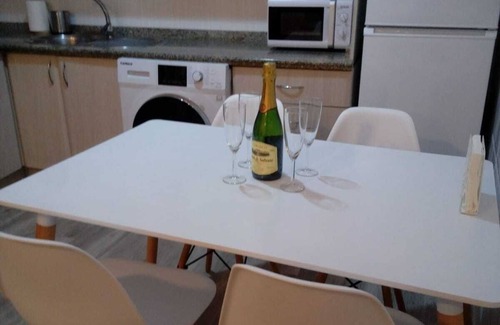 Los Remedios Apartment | Ideal Apartamento Tipo Loft en Triana Sevilla Wifi