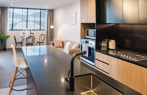 Woolloongabba Apartment | Ideal Cozy 1BR for your Urban Escape in Gabba