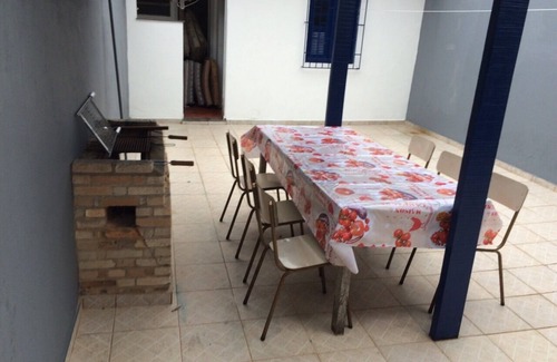 Umuarama House | Ideal family home accepts small pets