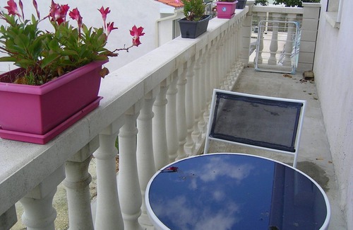 Nieulle-sur-Seudre Apartment | ideal for holidays in the week and spa guests, quiet and sunny, near the sea