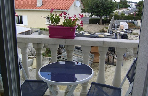 Nieulle-sur-Seudre Apartment | ideal for holidays in the week and spa guests, quiet and sunny, near the sea