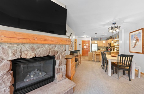 River Run Condo | Ideal Location in River Run Village w/Shared Hot Tubs & Pool!