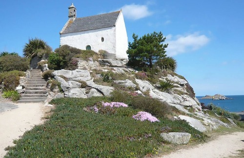 Roscoff Apartment | Ideal short stay, close to town and sea