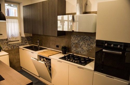 Ruggero Settimo Apartment | Ideal starting point to experience Palermo and its many facets!