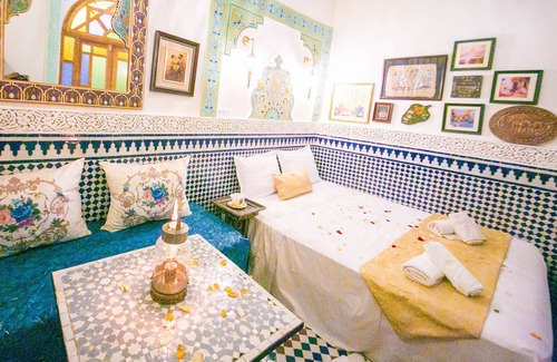 R'habet Zbib House | Ideally located in the heart of Fez, this historic building built in 1350