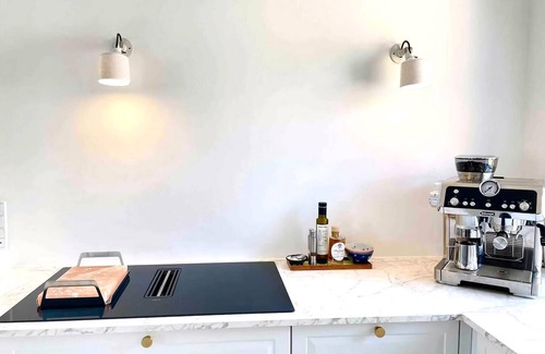 Sandvig Villa | Idyllic cliffside villa with stunning sea views