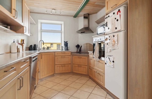 Ronne House | Idyllic country house with sea view and sunsets