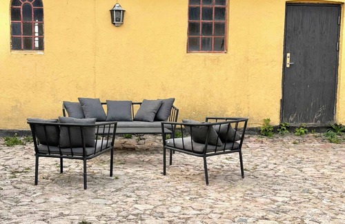 Ronne House | Idyllic country house with sea view and sunsets