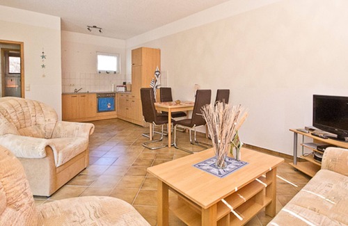 Meesiger Apartment | Idyllic holiday home in the nature near the lake (NO. 2)