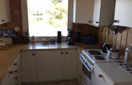 Hamar Municipality Cabin | Idyllic Summer Resort on the Waterfront at the Lake. Rowing Boat and Evening sun