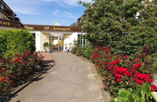 Gollwitz Apartment | Idyllic vacation apartment on the island of Poel in Gollwitz in the FIP Park