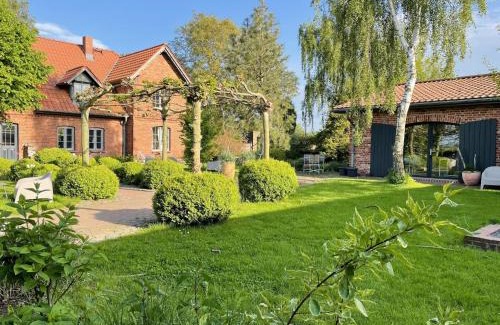 Saal Apartment | Idyllischer Hof mit 5 Wohnungen nahe des Saaler Boddens