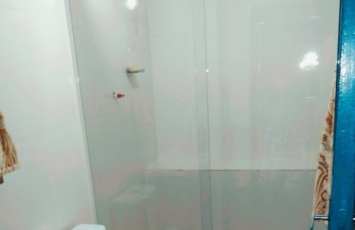 Caneca Fina Condo | If you are looking for a cozy house in a closed condominium with a waterfall, come and discover Guapimirim.