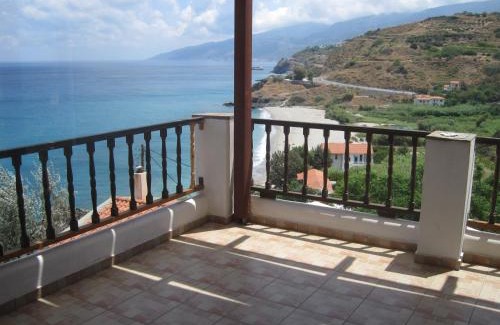 Kampos Apartment | Ikaria Utopia - Cusco Studios