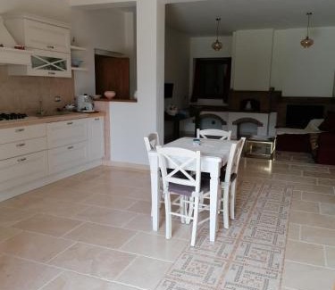 Civitella in Val di Chiana House | il Boschetto da Michael -quercia