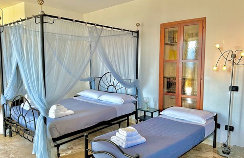 Carozzo Bed & Breakfast | Il Ciliegio