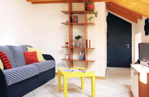 Colico Piano Apartment | "Il Cortile" Apartment