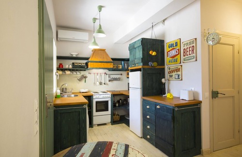 Ipsos Villa | Il Giardino Segreto Di Prospero (Puck,Oberon,Titania,Ariel)