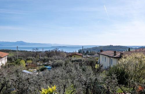 Lonato del Garda Apartment | Il lago dei Sogni - Stupenda Vista Lago e Colline