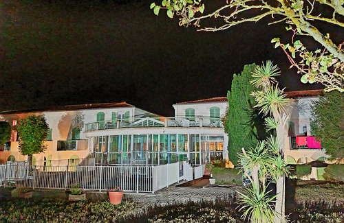 Saint-Martin-de-Re Apartment | Ile de Ré. Apartment Residence * heated swimming pool, sauna, hammam, garden