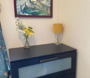 Loxford House | Ilford Express Room in East London