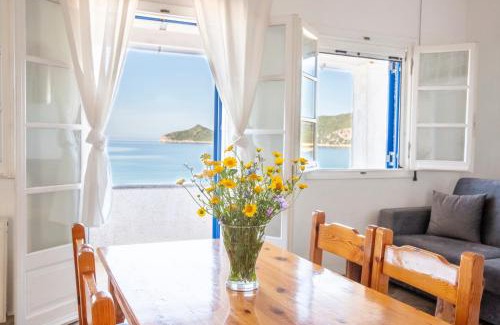 Agios Georgios Pagon Apartment | ILIOS