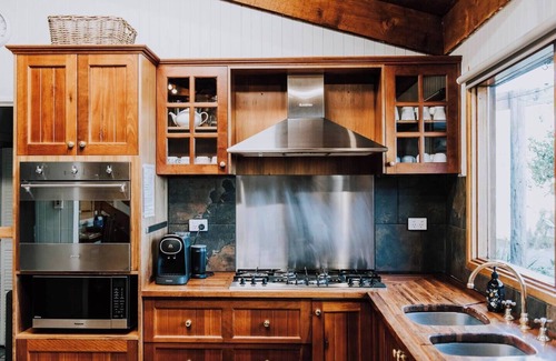 Budgee Budgee Cabin | Ilkley House A Refreshing Family Rural Getaway